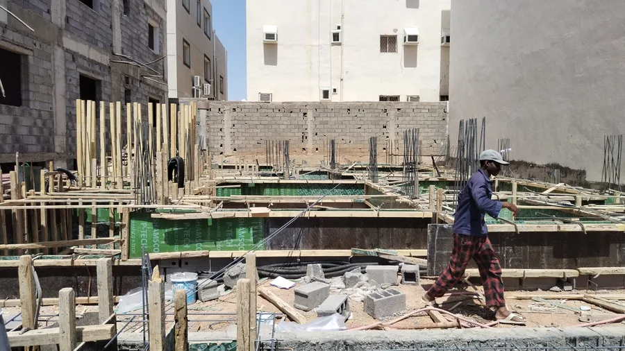 الميدة، مبنى سكني ثلاثة أدوار، حي طيبة