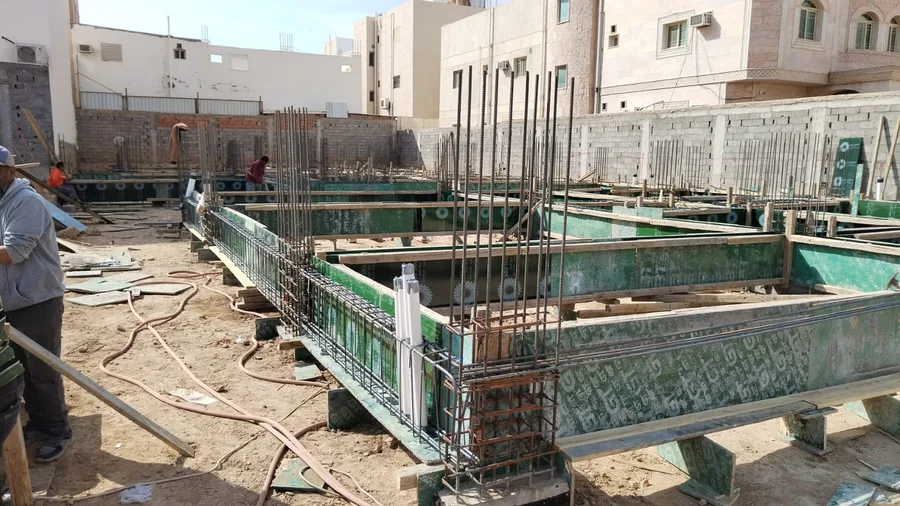الميدة، مبنى سكني ثلاثة أدوار، حي شوران